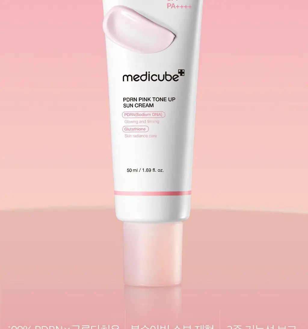 [화잘먹/쿨톤보정] 메디큐브 PDRN 톤업 선크림 50ml+20ml 기획 상세페이지 17